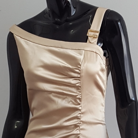 Blondie Gold Prom Dress - Picture 4 of 4